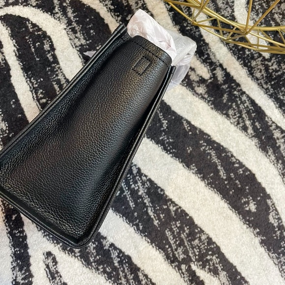 Marc Jacobs Leather Small Tote Bag - Picture 10 of 12